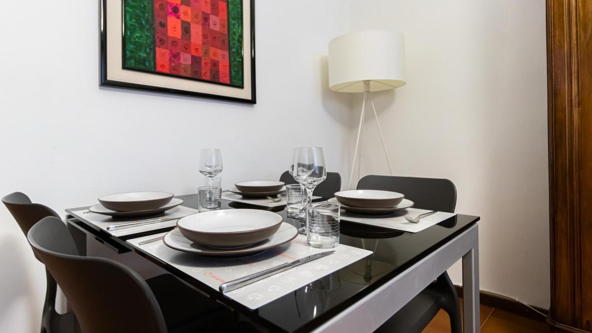 Italianway - Plinio 37 * Mailand